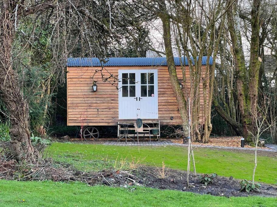 Tranquil Spot Shepherds Hut Cinderford Dış mekan fotoğraf