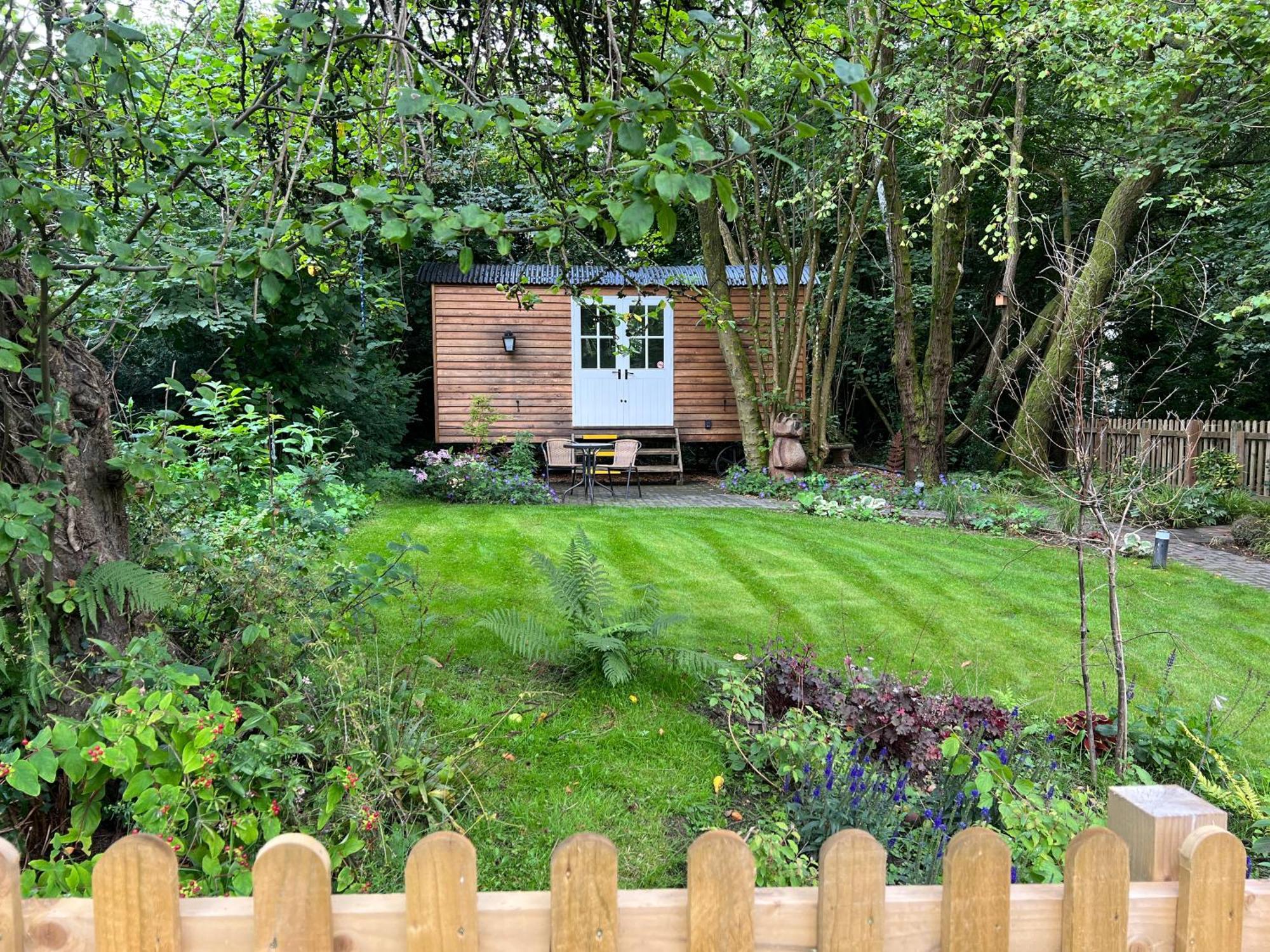 Tranquil Spot Shepherds Hut Cinderford Dış mekan fotoğraf
